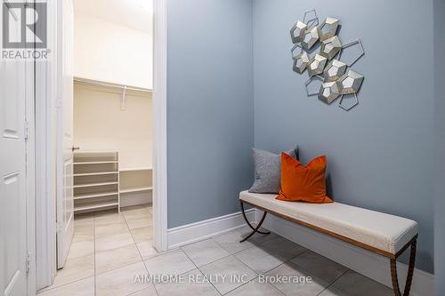 122 Scrivener Drive, Aurora, ON - Indoor