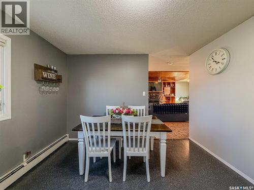 405 5Th Street E, Shaunavon, SK - Indoor