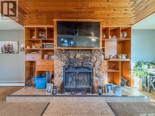 405 5Th Street E, Shaunavon, SK - Indoor Photo Showing Living Room With Fireplace
