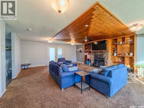 405 5Th Street E, Shaunavon, SK - Indoor Photo Showing Other Room With Fireplace