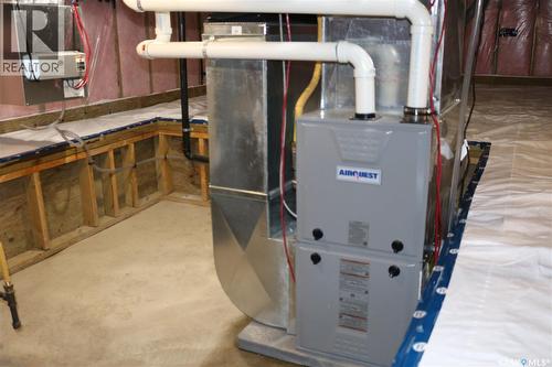 511 1St Avenue, Wapella, SK - Indoor Photo Showing Basement