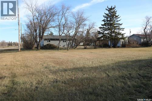 511 1St Avenue, Wapella, SK - Outdoor