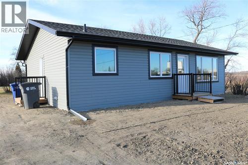 511 1St Avenue, Wapella, SK - Outdoor