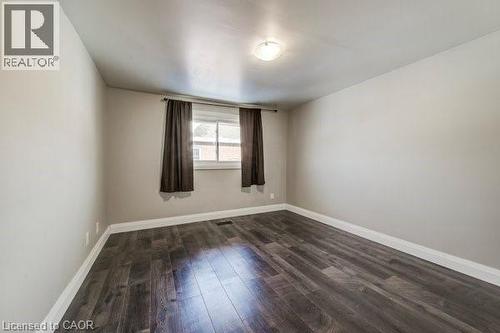 417 Garden Street, Cambridge, ON - Indoor Photo Showing Other Room