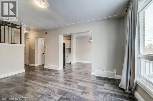 417 Garden Street, Cambridge, ON - Indoor Photo Showing Other Room