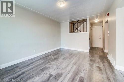 417 Garden Street, Cambridge, ON - Indoor Photo Showing Other Room