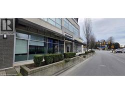130 700 MARINE DRIVE  North Vancouver, BC V7M 1H3