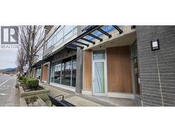 130 700 MARINE DRIVE  North Vancouver, BC V7M 1H3