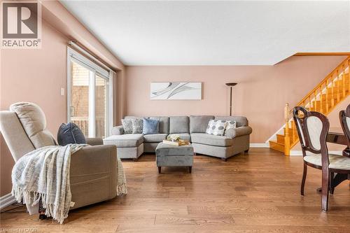 4288 Shelby Crescent, Mississauga, ON - Indoor Photo Showing Living Room
