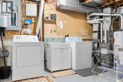 4288 Shelby Crescent, Mississauga, ON - Indoor Photo Showing Laundry Room