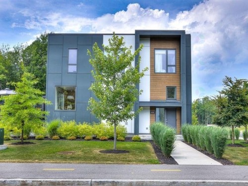 555Z Rue des Charmettes  Blainville, QC J7C 0Z3