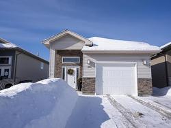 203 Cougar Crescent  Thunder Bay, ON P7C 0B7