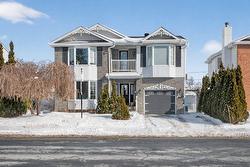 435 Rue Lucien-Milette  Longueuil (Saint-Hubert), QC J3Y 8T5