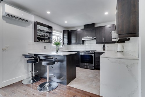 Kitchen - 8313 Av. Des Trembles, Laval (Duvernay), QC - Indoor Photo Showing Kitchen With Upgraded Kitchen