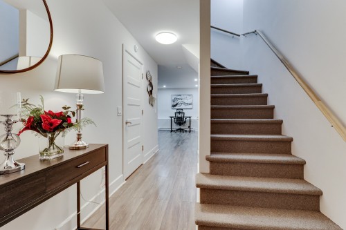Staircase - 8313 Av. Des Trembles, Laval (Duvernay), QC - Indoor Photo Showing Other Room
