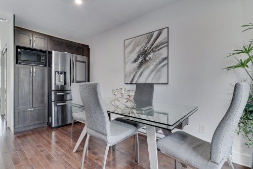 Dining Room - 8313 Av. Des Trembles, Laval (Duvernay), QC - Indoor Photo Showing Dining Room