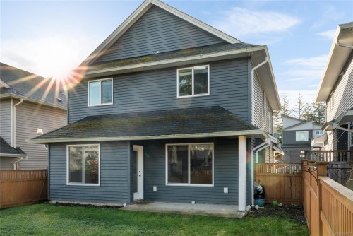 524 Steeves Rd, Nanaimo, BC 