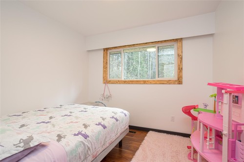 1743 Maple Bay Rd, Duncan, BC 