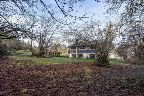 1743 Maple Bay Rd, Duncan, BC 