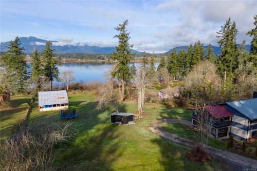 1743 Maple Bay Rd, Duncan, BC 