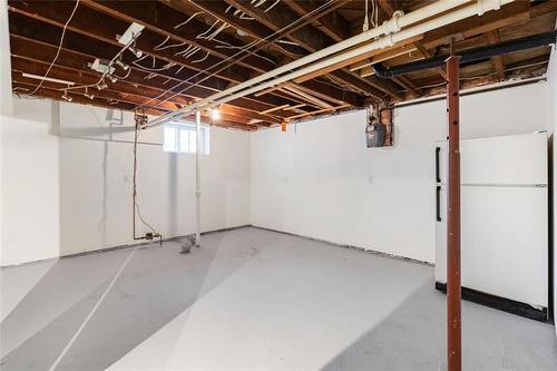 173 Sherburn St, Winnipeg, MB 