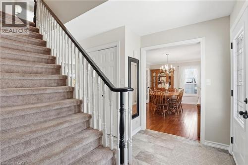 1 Meander Close, Hamilton, ON - Indoor Photo Showing Other Room