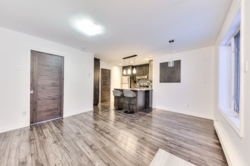 14656 Rue Joseph-Mermet  Montréal (Rivière-Des-Prairies/Pointe-Aux-Trembles), QC H1A 5K9