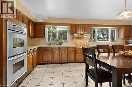 67 Elmhurst Drive, Hamilton, ON - Indoor Photo Showing Kitchen