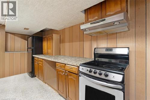 67 Elmhurst Drive, Hamilton, ON - Indoor Photo Showing Kitchen