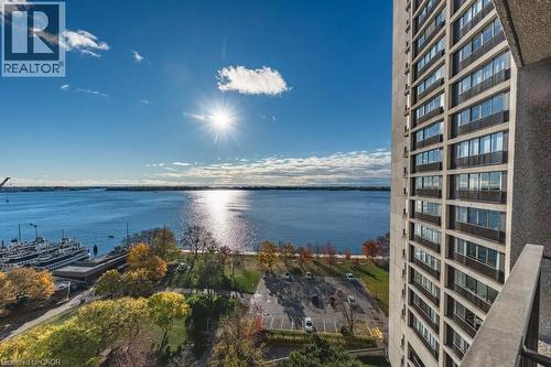 33 Harbour Square Unit# 1416, Toronto, ON - Outdoor With Body Of Water With View