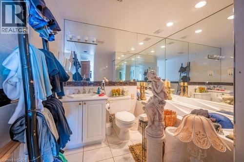 33 Harbour Square Unit# 1416, Toronto, ON - Indoor Photo Showing Bathroom