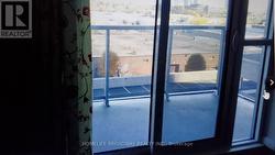 611 - 181 VILLAGE GREEN SQUARE  Toronto, ON M1S 0K6