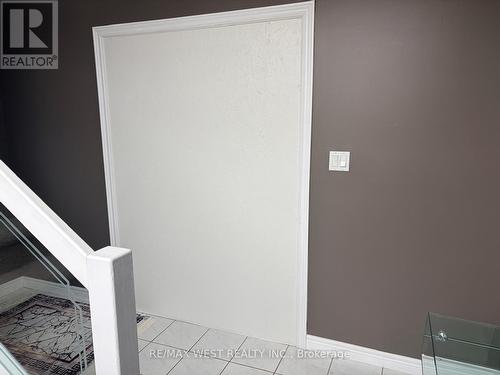 11143 Ancona Crescent, Windsor, ON - Indoor Photo Showing Other Room