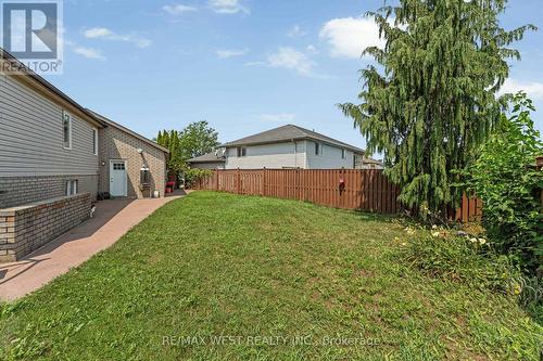11143 Ancona Crescent, Windsor, ON - Outdoor