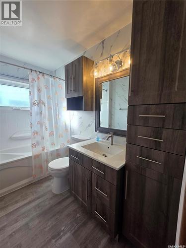 342 Tavistock Avenue, Torquay, SK - Indoor Photo Showing Bathroom