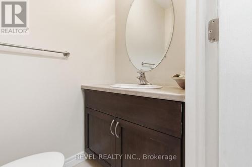 34 Haskins Court, Hamilton, ON - Indoor Photo Showing Bathroom