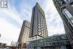 702 - 1 QUARRINGTON LANE  Toronto, ON M3C 0S4