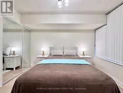 Bedroom Can Fit A King Size Bed If Needed - 