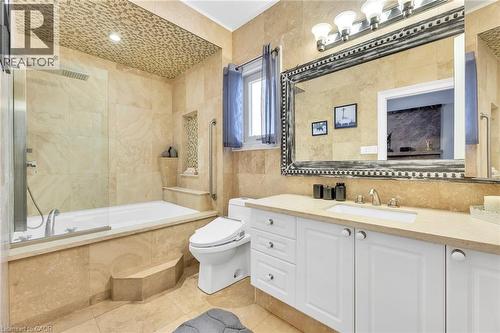 600 Henderson Drive, Aurora, ON - Indoor Photo Showing Bathroom