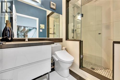 600 Henderson Drive, Aurora, ON - Indoor Photo Showing Bathroom