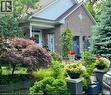 600 Henderson Drive, Aurora, ON  - Outdoor 