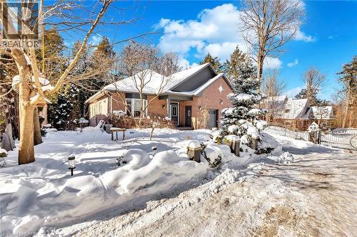 600 HENDERSON Drive  Aurora, ON L4G 5R1