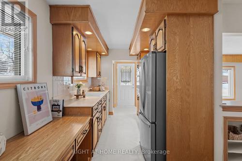 757 Dickens Avenue, Ottawa, ON - Indoor