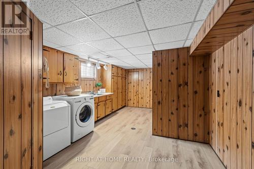 757 Dickens Avenue, Ottawa, ON - Indoor Photo Showing Laundry Room
