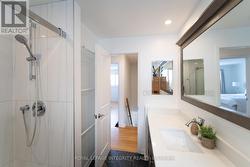 Full Bath upstairs - 
