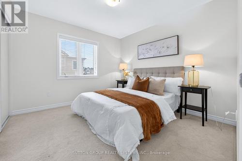 693 Doon South Drive, Kitchener, ON - Indoor Photo Showing Bedroom