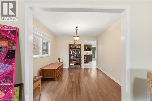 34 Haskins Court, Hamilton, ON - Indoor