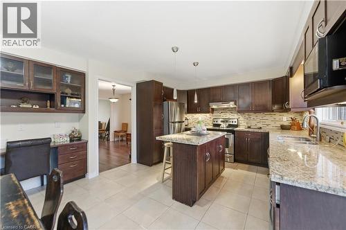 34 Haskins Court, Hamilton, ON - Indoor Photo Showing Kitchen With Double Sink With Upgraded Kitchen