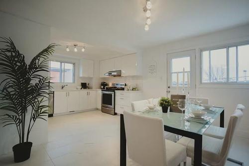 Cuisine - 8004 Rue Dora, Montréal (Lasalle), QC - Indoor Photo Showing Dining Room