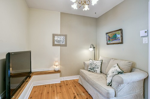 Boudoir - 2216 Mtée Sauvage, Saint-Adolphe-D'Howard, QC - Indoor